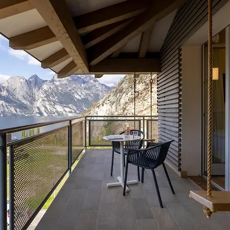Hi Hotels Torbole - Pool & Spa Torbole Sul Garda Exterior photo