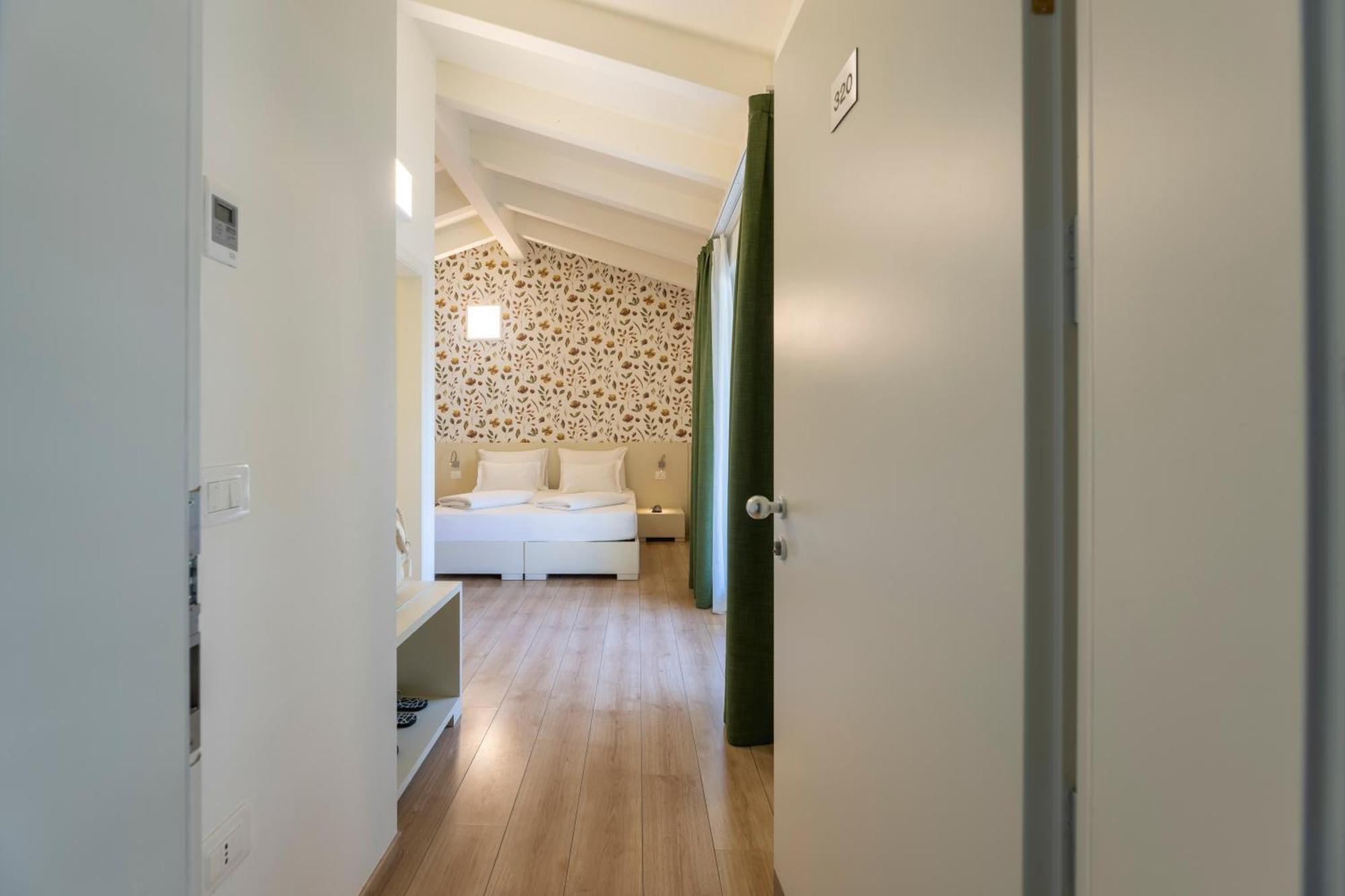 Hi Torbole - Pool & Hotel 3*