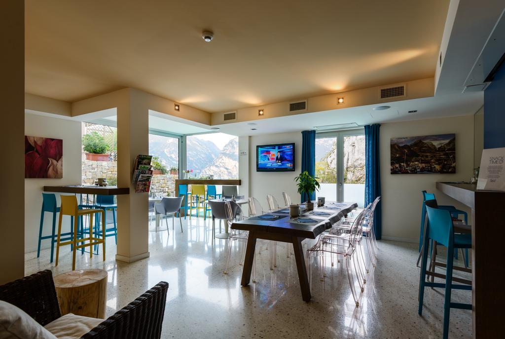 Hotel Hi Torbole - Pool &
