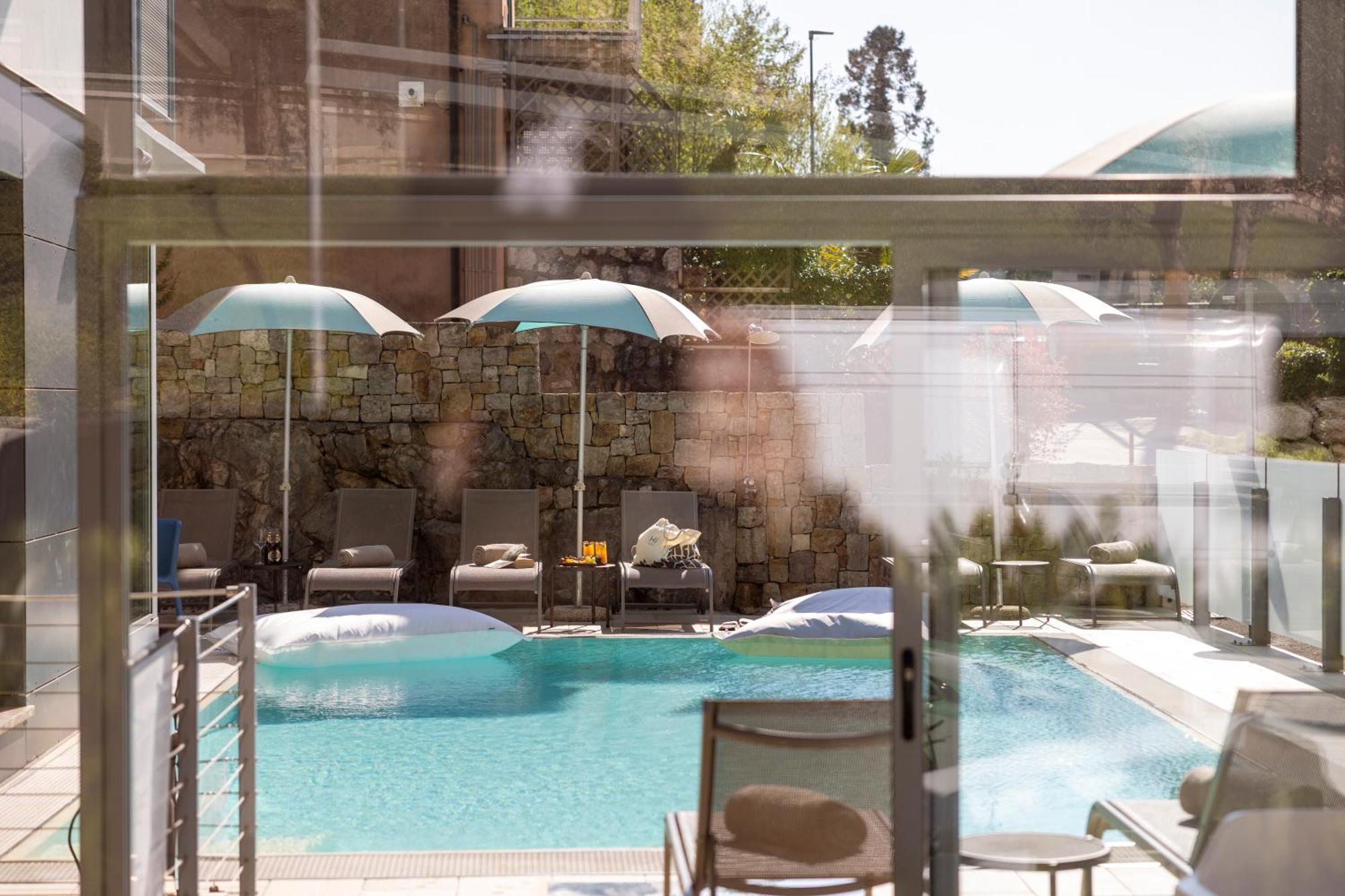 Hi Torbole - Pool & Hotel Torbole Sul Garda